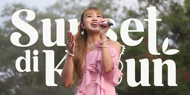Pengalaman Baru Nonton Konser, Dengarkan Musik Sambil Nikmati Sunset Di Kebun