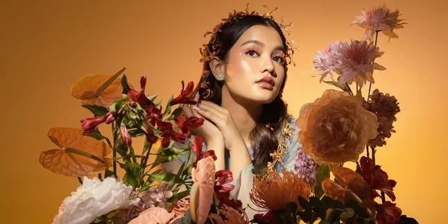 Pengalaman Unik Aruma Sebagai Intern di Proyek Kolaborasi Brand Sepatu Lokal, Karyanya Langsung Ludes Terjual di USS 2024 Pengalaman Unik Aruma Sebagai Intern di Proyek Kolaborasi Brand Sepatu Lokal, Karyanya Langsung Ludes Terjual di USS 2024