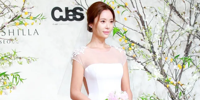 Pengantin Baru Hwang Jung Eum Nikmati Honey Moon Romantis