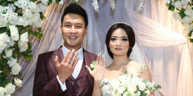 Pengantin Baru, Ini Yang Dirasakan Fendy Chou & Stella Cornelia