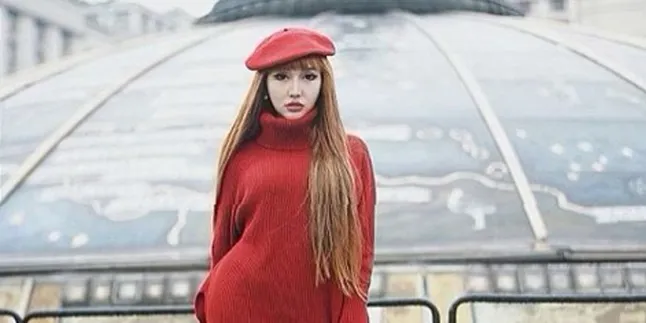 Pengin Punya Pinggang Sekecil Ini, Lucinta Luna Siap Operasi Plastik Lagi