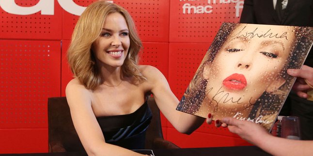 Penjualan Merosot, Kylie Minogue Hengkang Dari Label