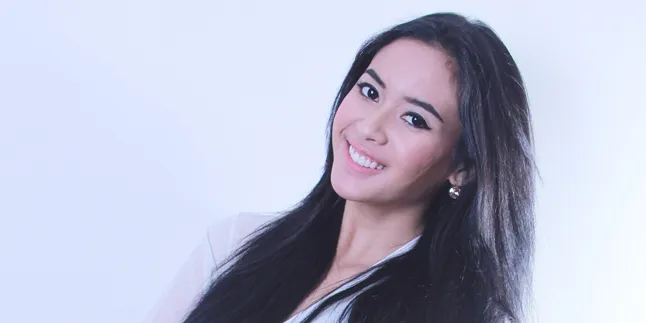 'Pensiun' Dari Putri Indonesia, Elvira Devinamira Pilih Akting 'Pensiun' Dari Putri Indonesia, Elvira Devinamira Pilih Akting