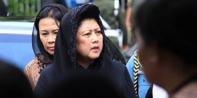 Pensiun Jadi Ibu Negara, Ani Yudhoyono Sibuk Ngulek Sambal