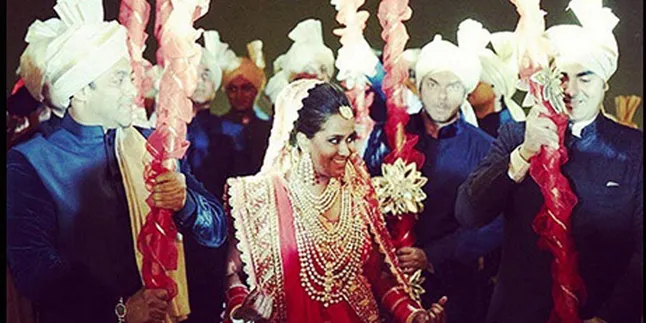Penuh Air Mata, Arpita Khan Sampaikan Terima Kasih Untuk Salman