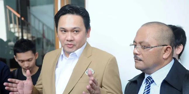 Penuhi Kebutuhan, Alasan Farhat Gugat Gono-Gini ke Nia Daniati Penuhi Kebutuhan, Alasan Farhat Gugat Gono-Gini ke Nia Daniati