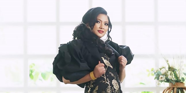 Penyangi 90an, Fryda Lucyana Comeback Lewat Single 'Sumpahku', Kolab dengan Saudara Sendiri