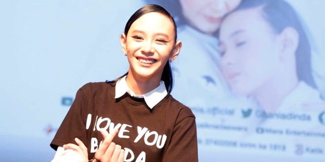 Penyanyi Cilik Dinda Ghania Rilis Lagu Ciptaannya 'I Love You Bunda', Tak Mau Disamakan dengan Sherina atau Gita Gutawa