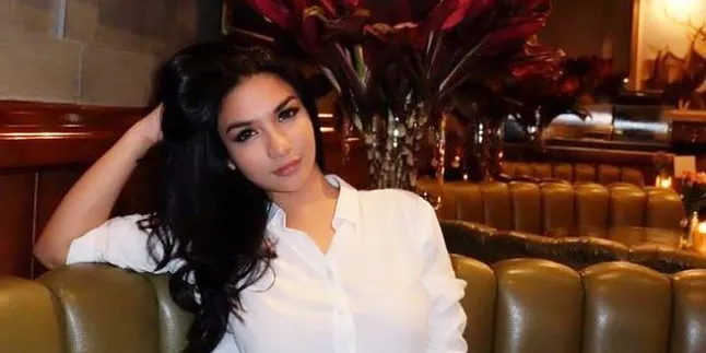 Penyanyi Siva Aprilia Luncurkan Single Kedua Bergenre Dangdut Penyanyi Siva Aprilia Luncurkan Single Kedua Bergenre Dangdut