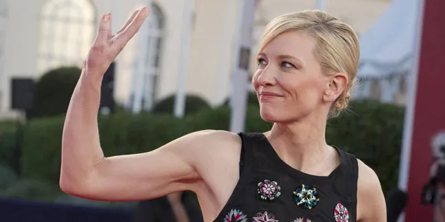 Peran Sosialita Bangkrut Hantar Cate Blanchett Raih Golden Globes