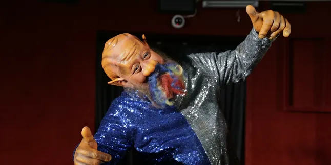 Perankan Alien di 'GILA LU NDRO!', Indro Warkop Tak Cuma Jadi 'Badut'