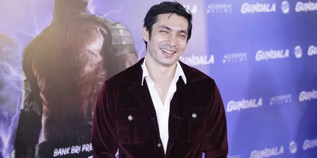Perankan Gundala, Abimana Aryasatya Tak Sabar Dapatkan Komiknya