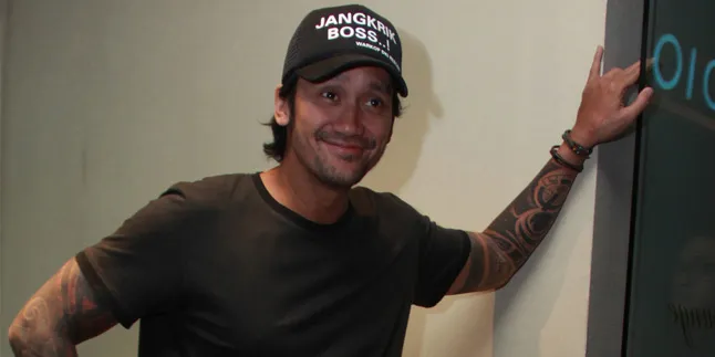 Perankan Indro Warkop, Tora Sudiro Kesulitan Logat Batak