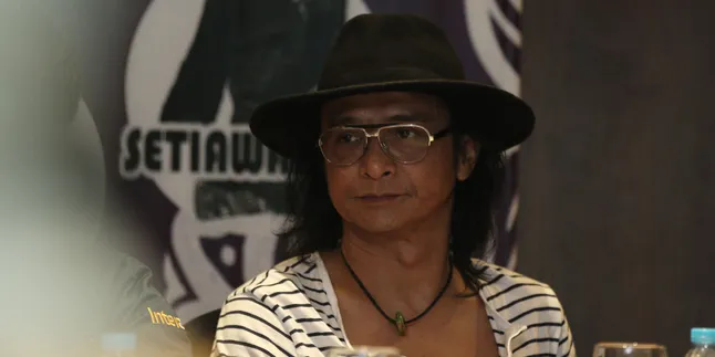 Perankan Sosok Dewa Tuak Dalam 'WIRO SABLENG', Andy /rif Merasa Tertantang