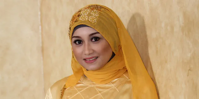 Perawatan Alis, Septy Sanustika Merasa 10 Tahun Lebih Muda Perawatan Alis, Septy Sanustika Merasa 10 Tahun Lebih Muda