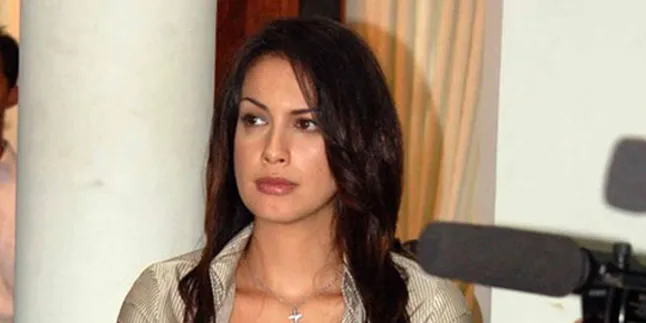 Perceraian, Hal Terbesar Dalam Hidup Sophia Mueller