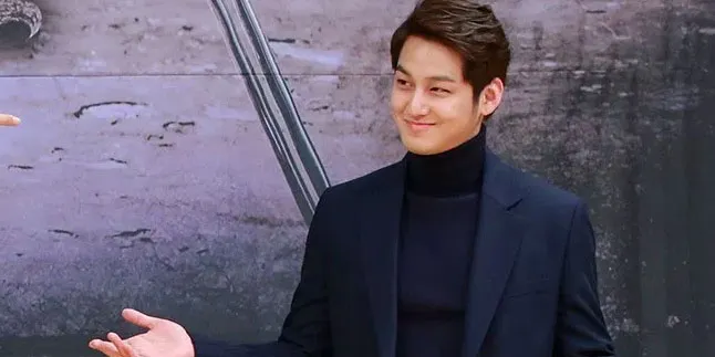 Perhatian Banget, Kim Bum Sampai Datang ke Nikahan Fans Setia