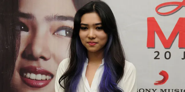 Peringati 21 April, Ini Pesan Isyana Untuk Kartini-Kartini Muda