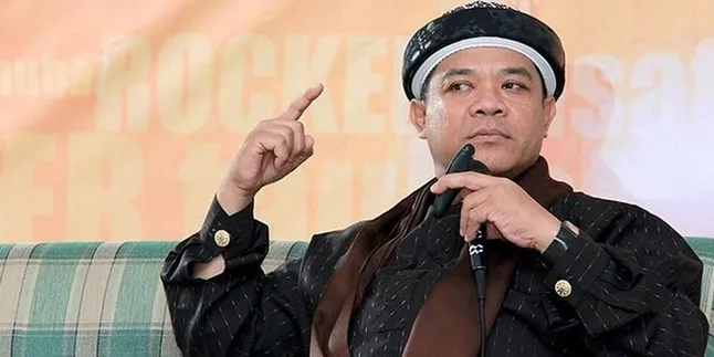 Perjalanan Harry Moekti, Dari Musisi Yang Rajin Sedekah Hingga Putuskan Hijrah