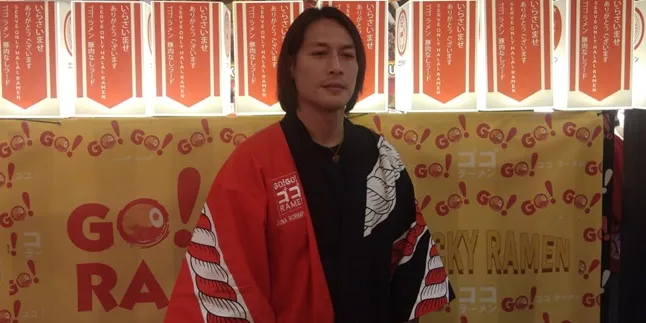 Perjalanan Karier Chef Juna, Dari Seorang Pilot yang Makan dari Mengorek Sampah - Jadi Juri MasterChef