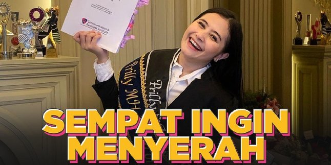 Prilly Latuconsina's Struggle to Graduate College on Time with Cum Laude GPA