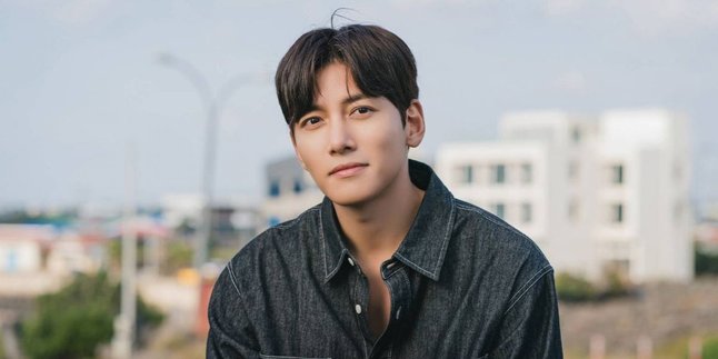 Introducing Hallyu to a wider audience, KOCCA Indonesia holds a Fansign event with actor Ji Chang Wook at KOREA 360