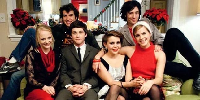 'PERKS OF BEING A WALLFLOWER' Diberi Penghargaan Kaum LGBT