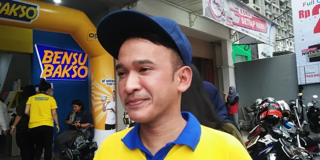 Perluas Bisnis Kuliner, Ruben Onsu Kini Jualan Bakso Perluas Bisnis Kuliner, Ruben Onsu Kini Jualan Bakso