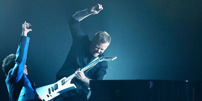 Pernah Dengar 'Enter Sandman' Milik Metallica Versi Mundur?