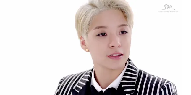 Pernah Digosipkan Lesbian, Amber fx Malah Naksir Tentara Pernah Digosipkan Lesbian, Amber fx Malah Naksir Tentara