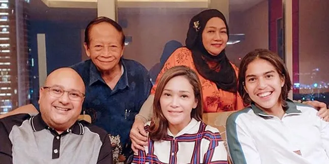 Pernah Durhaka ke Ortu Karena Nekat Nikah dengan Ahmad Dhani, Maia Estianty Jera Pernah Durhaka ke Ortu Karena Nekat Nikah dengan Ahmad Dhani, Maia Estianty Jera