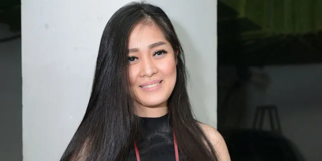 Pernah Ketiduran, Jadi Alasan Gracia Indri Ogah Ikut Kelas Yoga