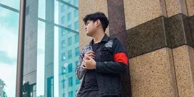 Pernah Sampai Gadaikan Laptop, Ini Jalan Panjang Teddy Jonathan Jadi Youtuber Berprestasi