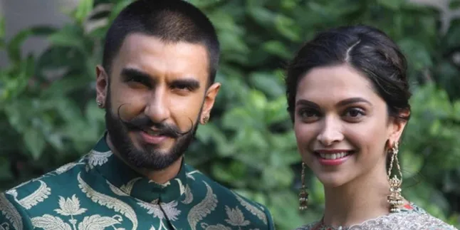 Pernikahan Deepika Padukone dan Ranveer Singh Digelar Dengan 2 Upacara Pernikahan Deepika Padukone dan Ranveer Singh Digelar Dengan 2 Upacara