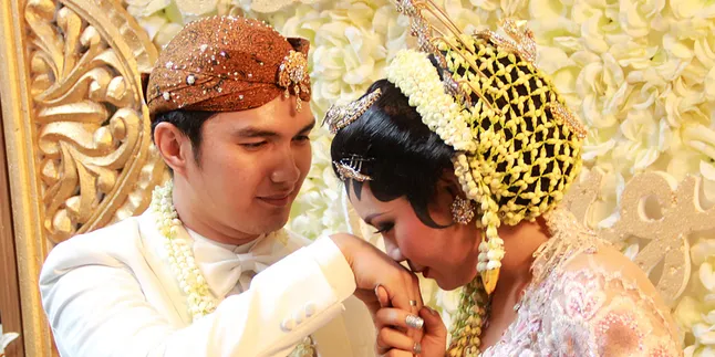 Pernikahan Jadi Kado Istimewa Aldi Taher