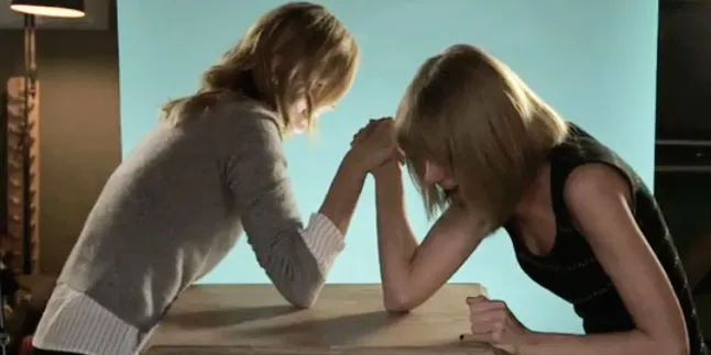 Persahabatan Taylor Swift - Karlie Kloss Dapat Ujian Kocak Persahabatan Taylor Swift - Karlie Kloss Dapat Ujian Kocak
