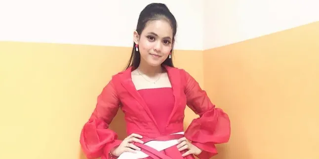Persaingan Ketat, Putri Isnari Terancam Tak Lolos ke Babak Top 8 D'Star Persaingan Ketat, Putri Isnari Terancam Tak Lolos ke Babak Top 8 D'Star