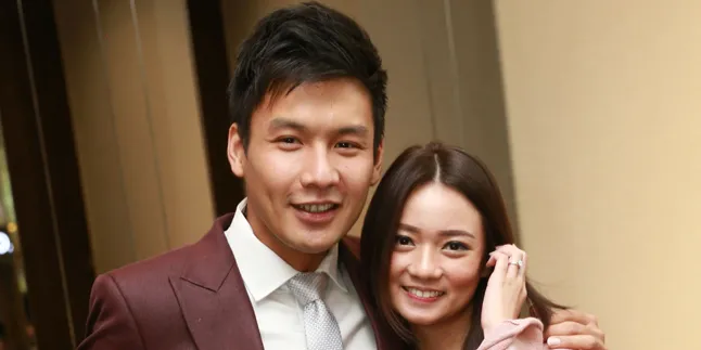 Persiapan Nikah Fendy Chou dan Stella Cornelia Sudah 90 Persen Persiapan Nikah Fendy Chou dan Stella Cornelia Sudah 90 Persen