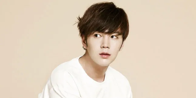 Personel AKB48 Tuai Kritikan Gara-Gara Tak Sopan ke Jang Geun Suk Personel AKB48 Tuai Kritikan Gara-Gara Tak Sopan ke Jang Geun Suk