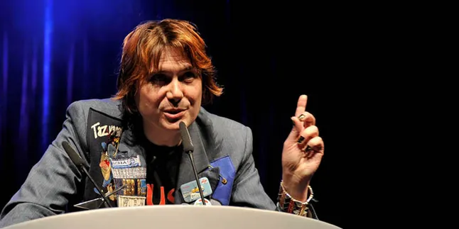 Personel Manic Street Preacher Ejek Musik Mumford & Sons