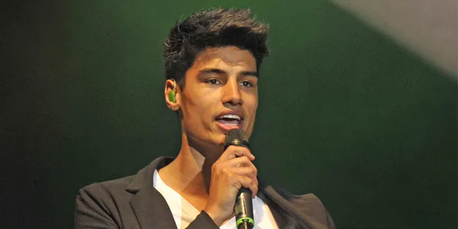 Personil The Wanted Siva Kaneswaran Resmi Bertunangan