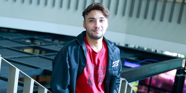 Pertama Kali Main Film Bareng, Refal Hady Sebut Tatjana Saphira Kalem Bikin Adem Pertama Kali Main Film Bareng, Refal Hady Sebut Tatjana Saphira Kalem Bikin Adem