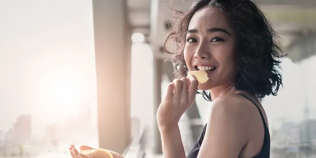 Pertolongan Pertama Buat yang Hobi Kelaparan Saat Liburan