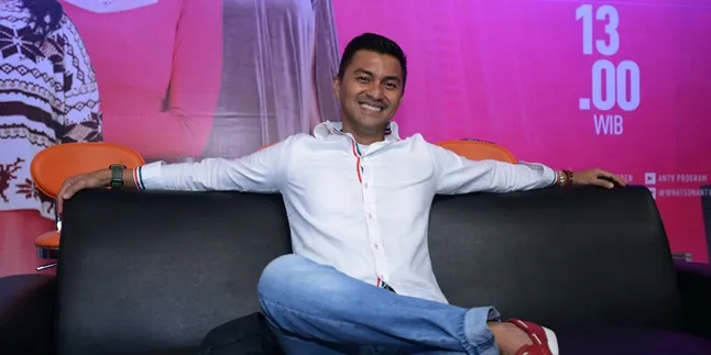 Pesinetron Anjasmara Siap Luncurkan Channel YouTube Khusus Yoga Pesinetron Anjasmara Siap Luncurkan Channel YouTube Khusus Yoga