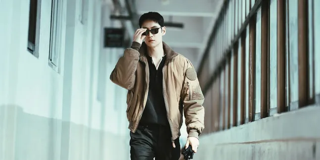 Pesona Lee Je Hoon Tampil Makin Kharismatik di "Taxi Driver 3" Pesona Lee Je Hoon Tampil Makin Kharismatik di "Taxi Driver 3"