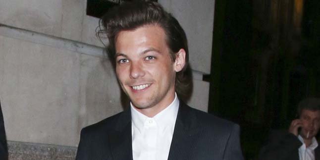 Pesta Bareng 5 Cewek, Louis Tomlinson Bawa Rokok Mencurigakan