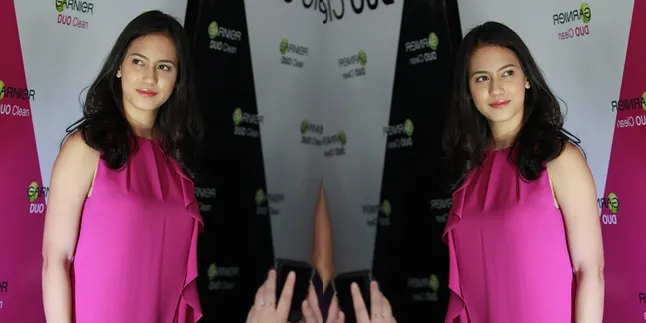 Pevita Pearce Penggemar EXO Dan SNSD? Pevita Pearce Penggemar EXO Dan SNSD?