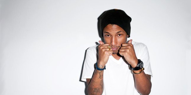 Pharrell Williams Kuasai Chart Top 10 Singles Irlandia