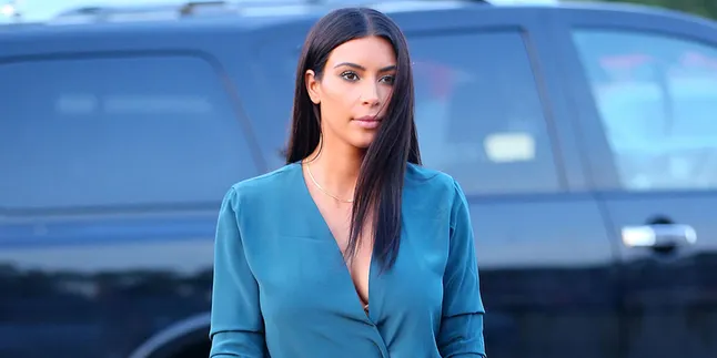 Photoshoot Seksi, Seperti Inilah Rambut Pendek Kim Kardashian Photoshoot Seksi, Seperti Inilah Rambut Pendek Kim Kardashian