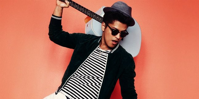 [Pic] Bruno Mars Pamer Artwork Album Baru